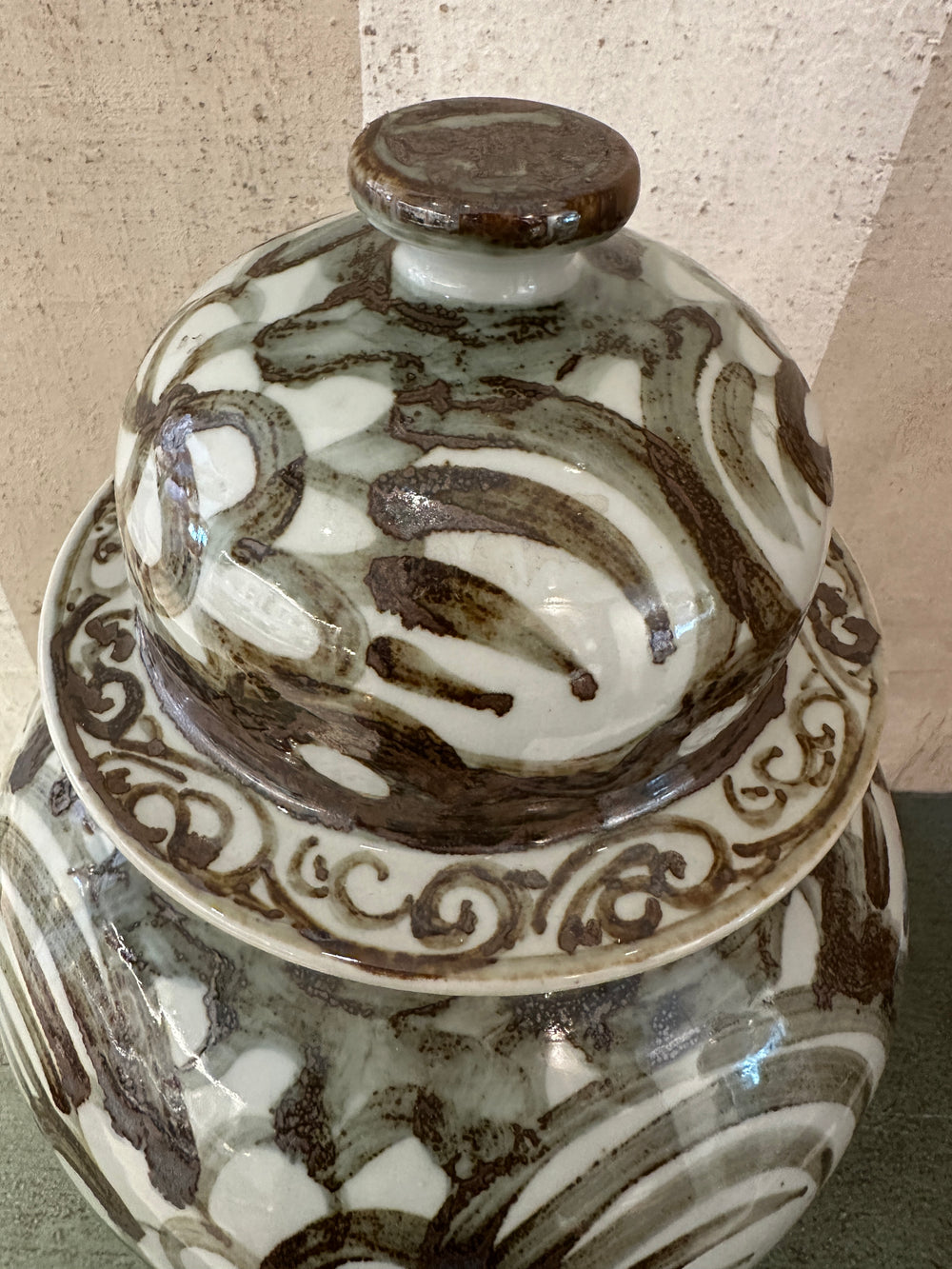 Sable Brushstroke Ginger Jar