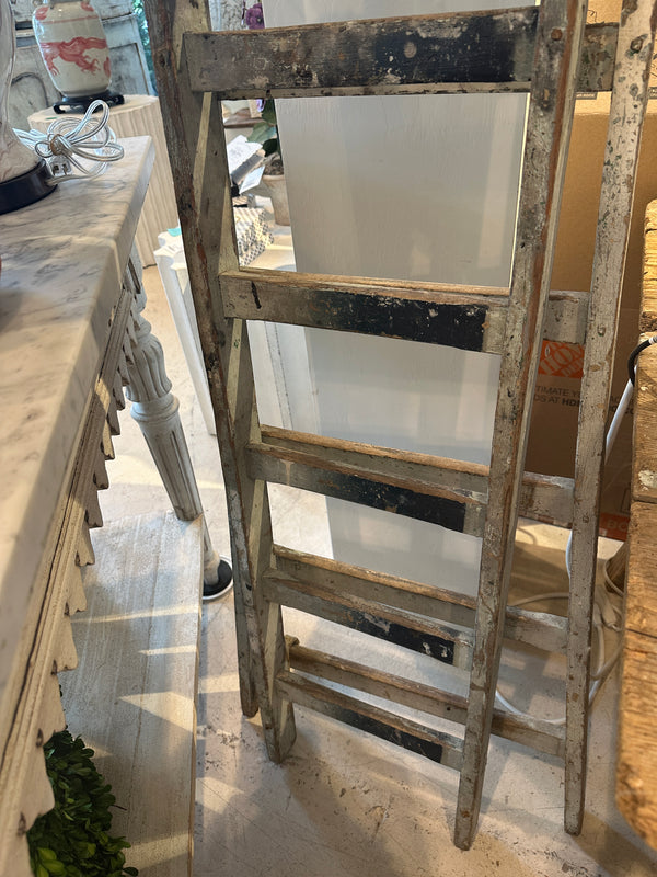 French Splatter Paint Ladder