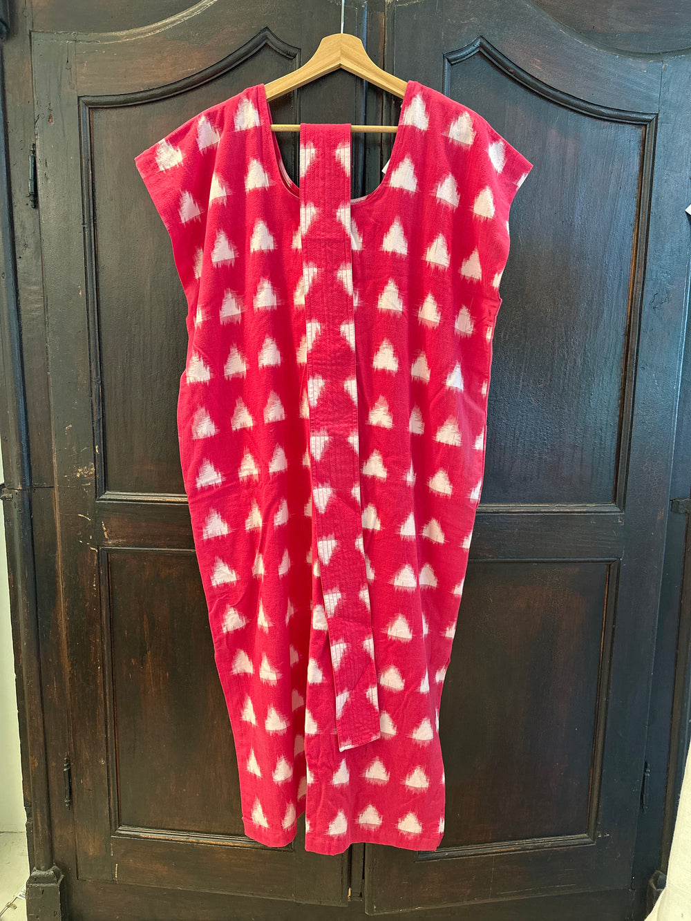 Raspberry Pink Handloom Caftan