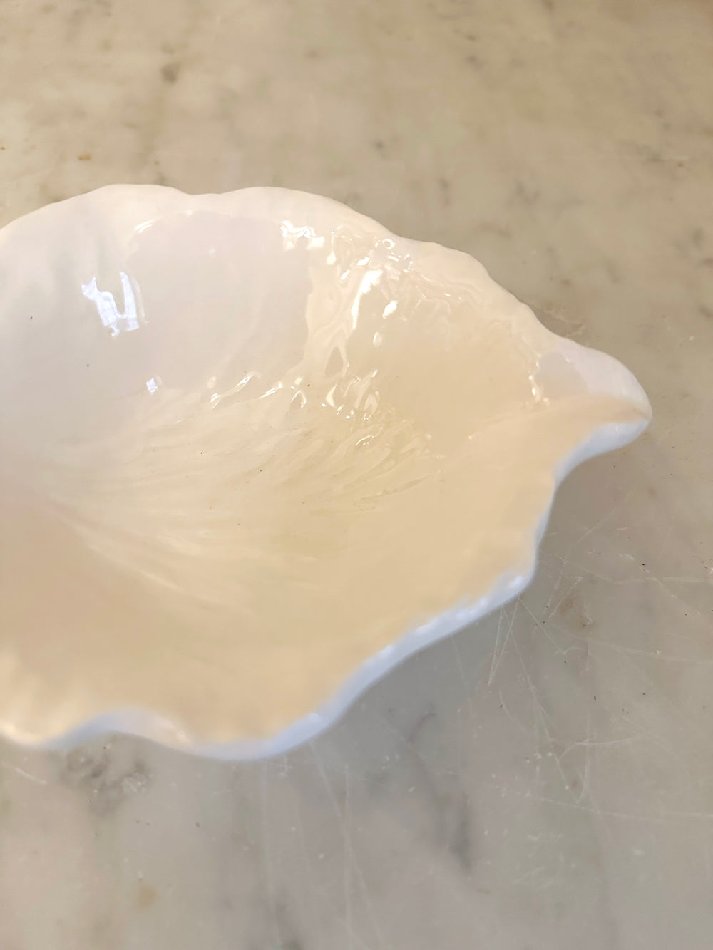 White Radicchio Mini Leaf Bowl