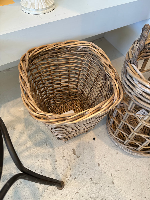 Medium Wicker Basket