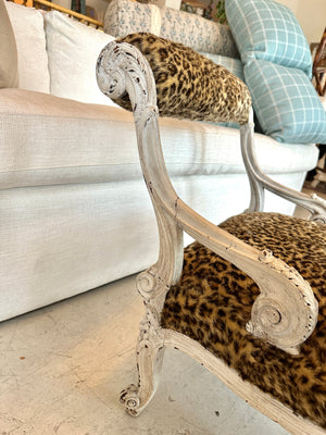 Savanna Petite Bedside Chair