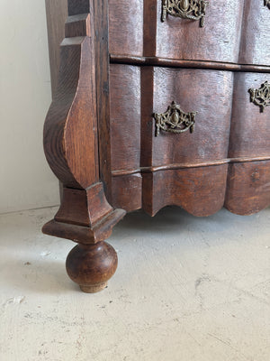 18th Century Filberto Commode