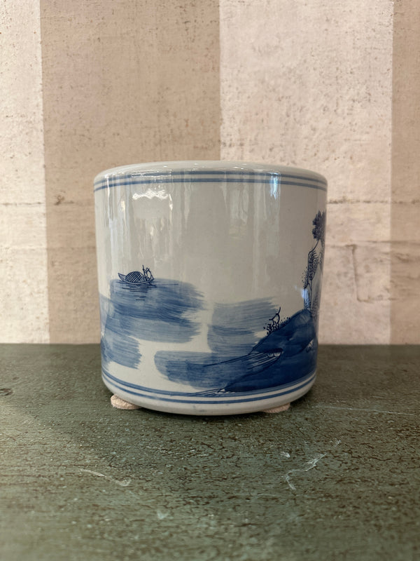 Pagoda Landscape Planter