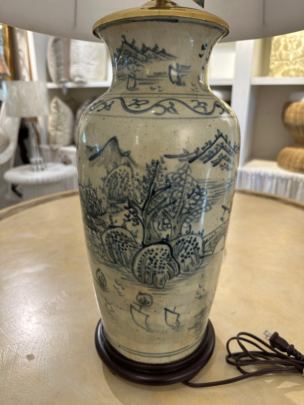 Oriental Blue & Cream Table Lamp
