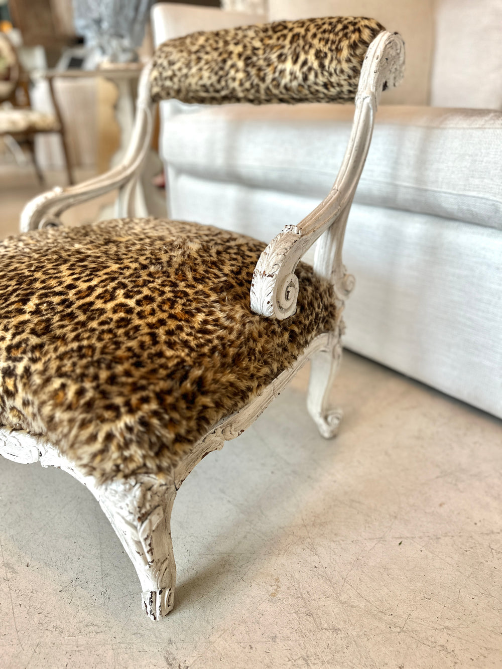 Savanna Petite Bedside Chair