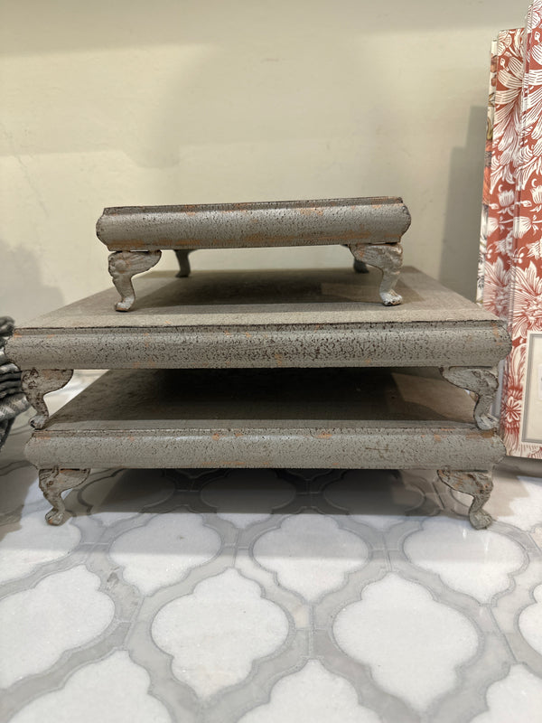 Metal Square Riser