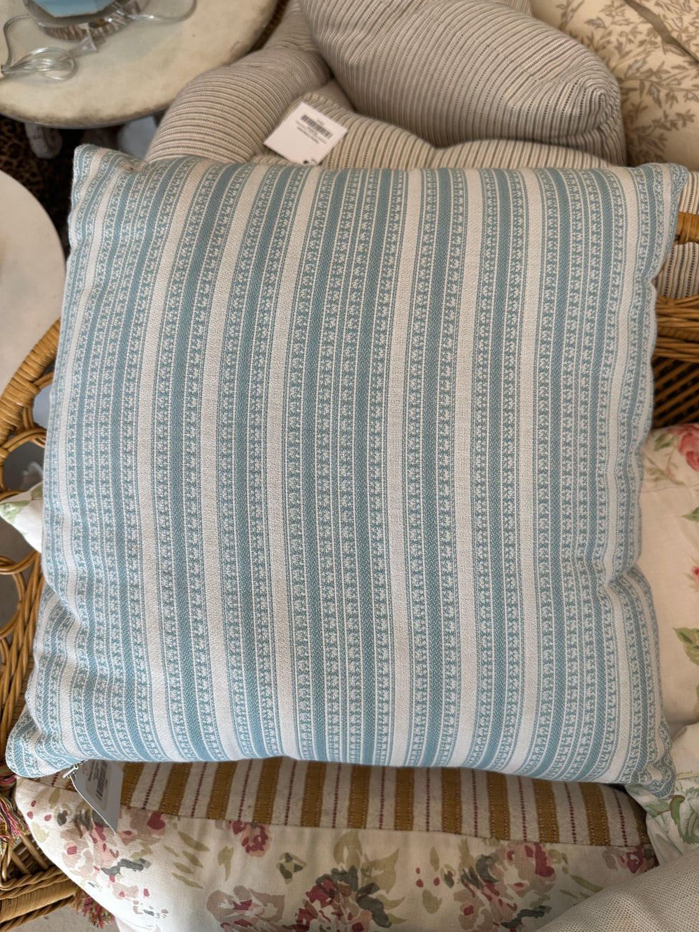 Outdoor Stripe Blue/White Pillow