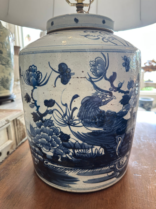 Blue and White Porcelain Lidded Jar Lamp