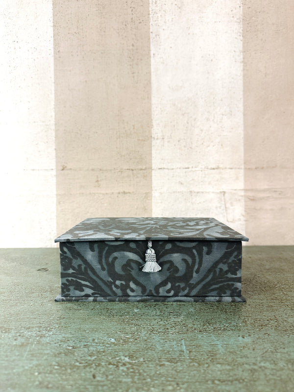 Fortuny Silver Mist Box Collection
