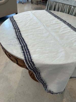 Zodiaco Ruffle Table Runner