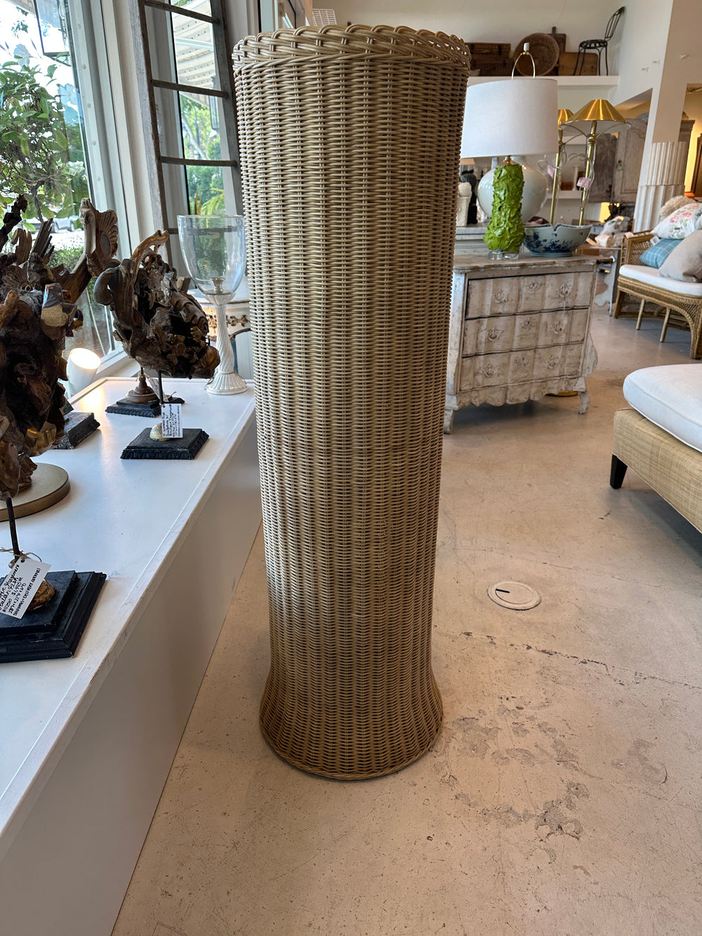 Natural Wicker Pedestal