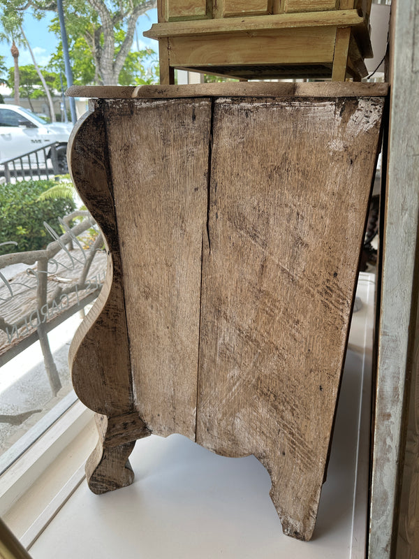Antique Otelia Claw Foot Chest