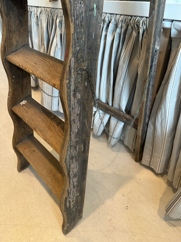 Brown Ladder