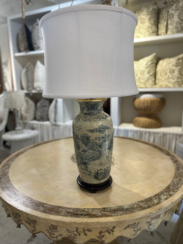 Oriental Blue & Cream Table Lamp