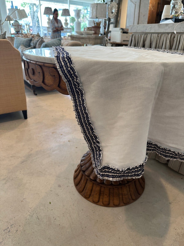 Zodiaco Ruffle Table Runner