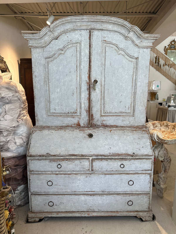 Swedish Edwina Secretary