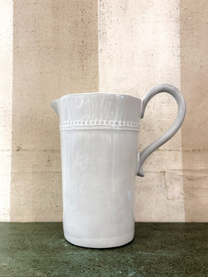 Charlot Pitcher