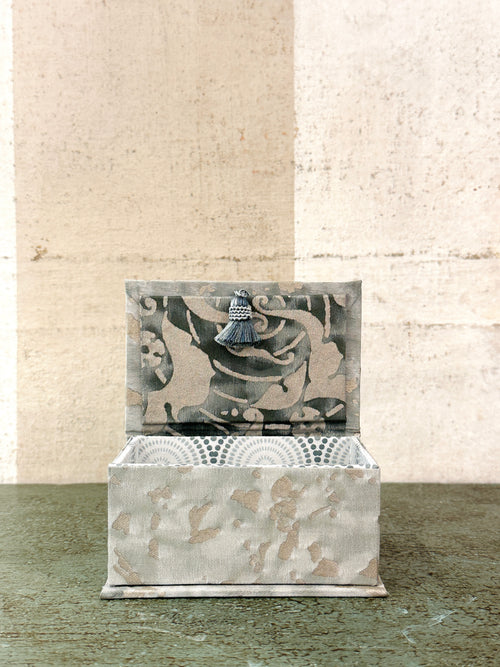Fortuny Silver Mist Box Collection