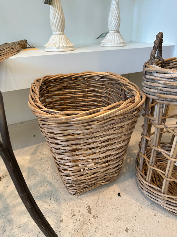 Medium Wicker Basket