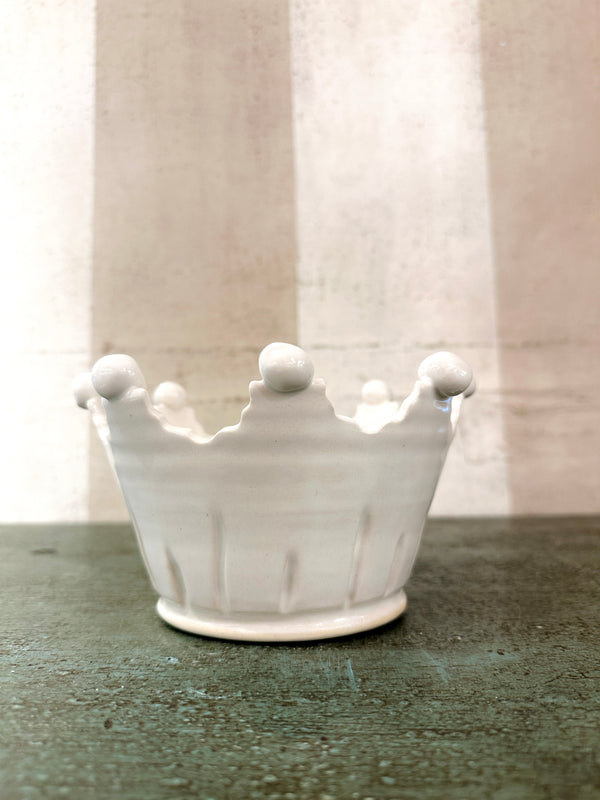Regalia Crown Pot