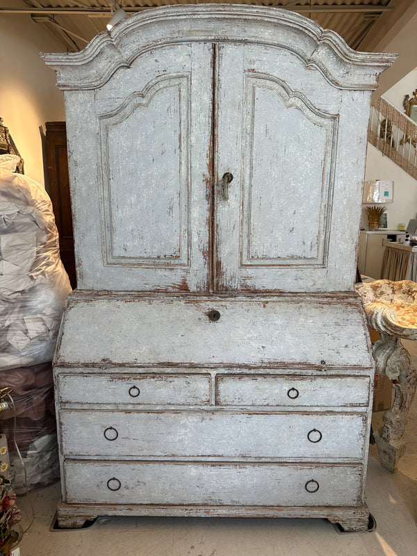 Swedish Edwina Secretary