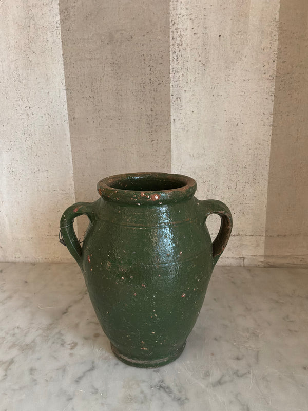 Olivia Terracotta Urn