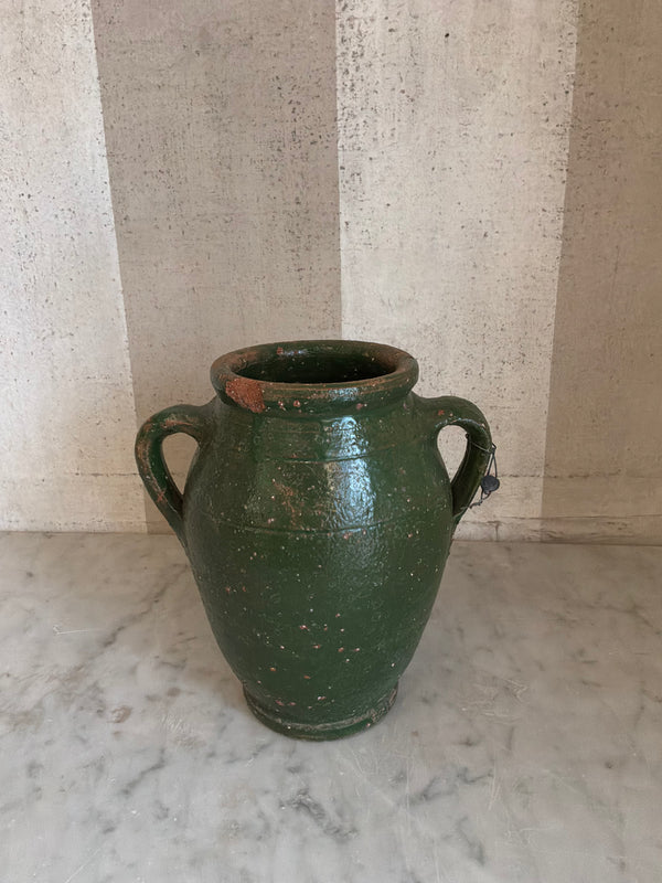 Olivia Terracotta Urn