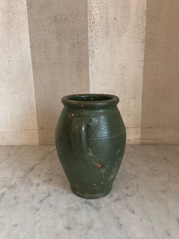 Olivia Terracotta Urn