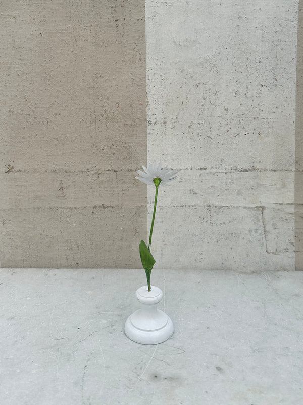 Little Flower, White w Pink 7"