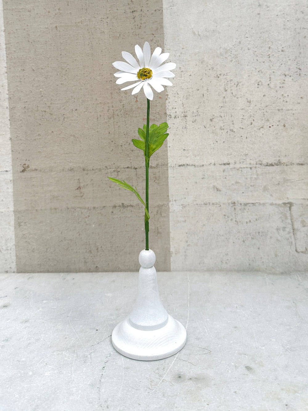 Daisy Medium 11"