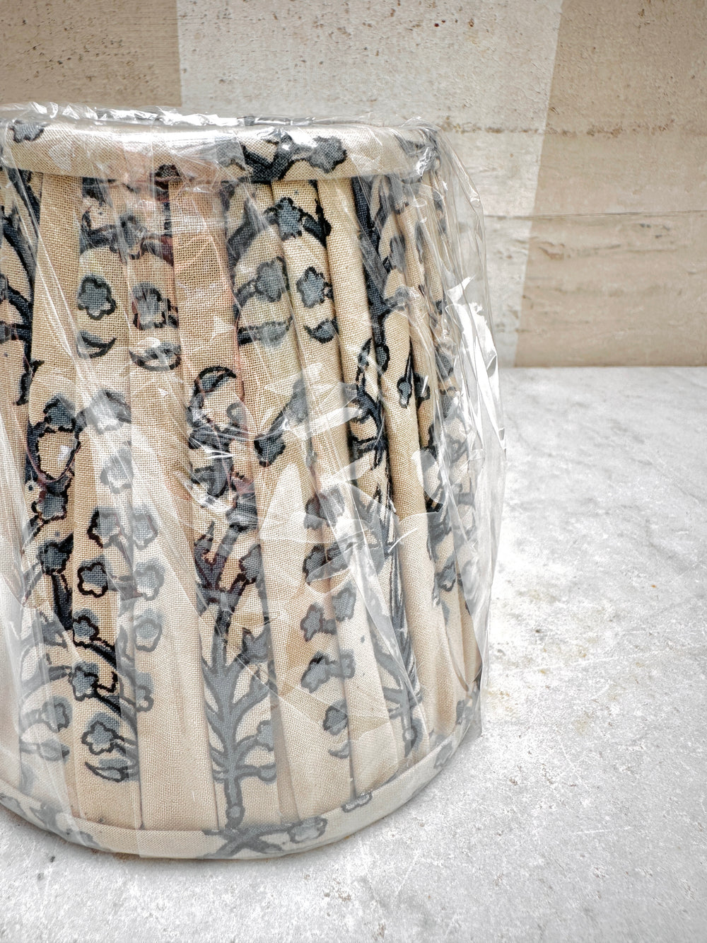 Blue Botanical Poldina Shade