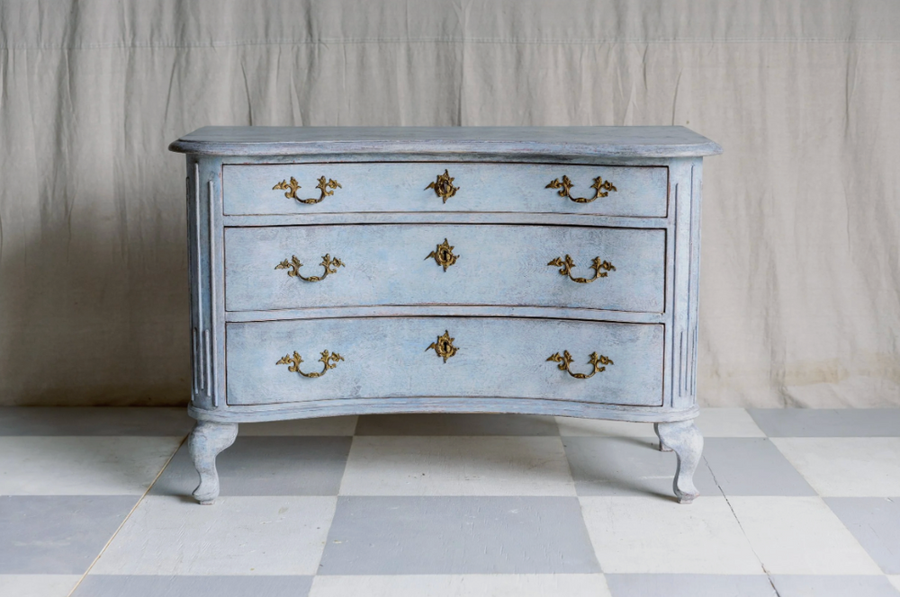 Anita 19th Century Commode