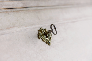 Bijorn Antique Secretary