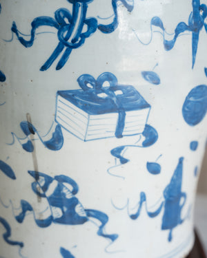 Dynasty Bleu Jar Lamp