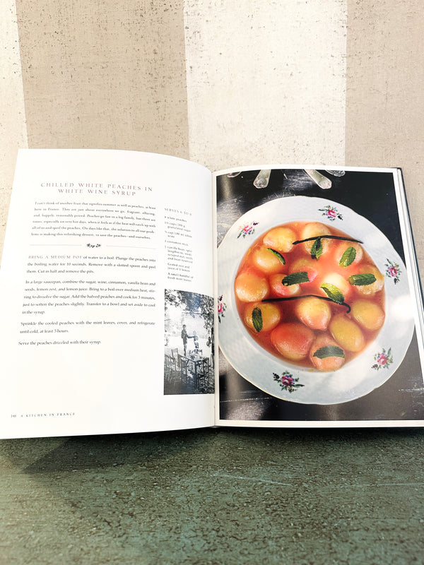 A Kitchen in France: A Year of Cooking in My Farmhouse: A Cookbook