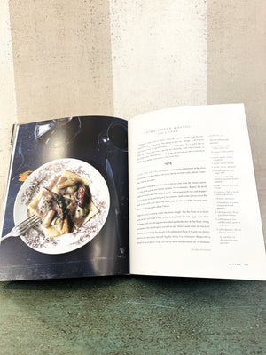 A Kitchen in France: A Year of Cooking in My Farmhouse: A Cookbook