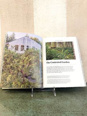 Gardenista: The Low-Impact Garden: A Guide to Creating Sustainable Outdoor Spaces
