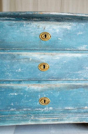 Elliot Antique Commode