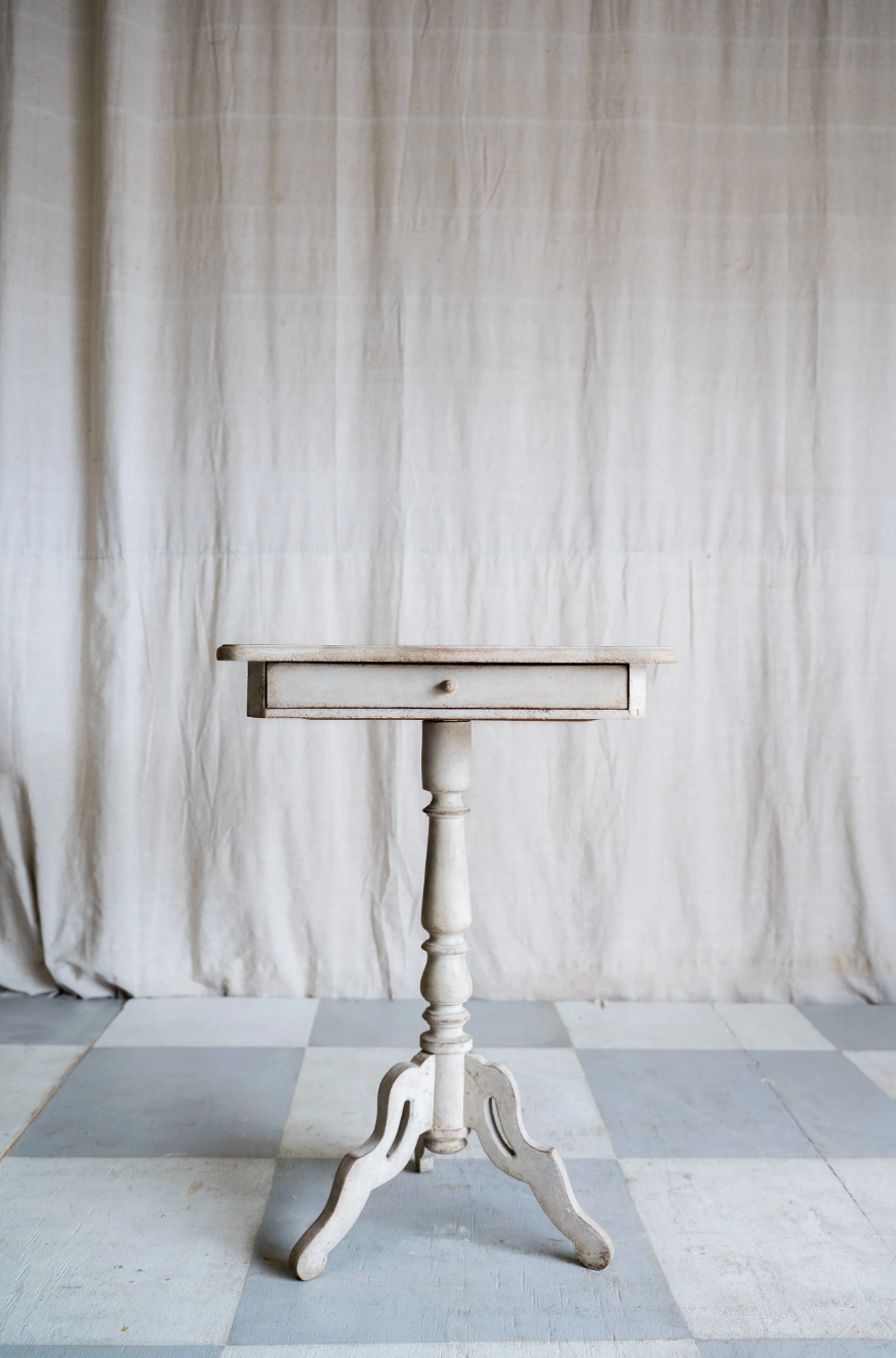 Antique Isaline End Table