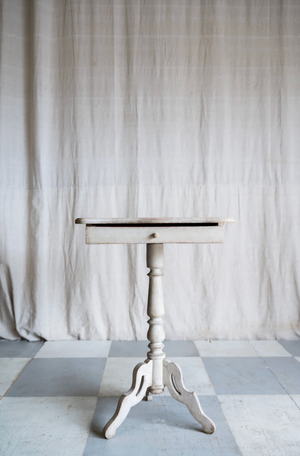 Antique Isaline End Table