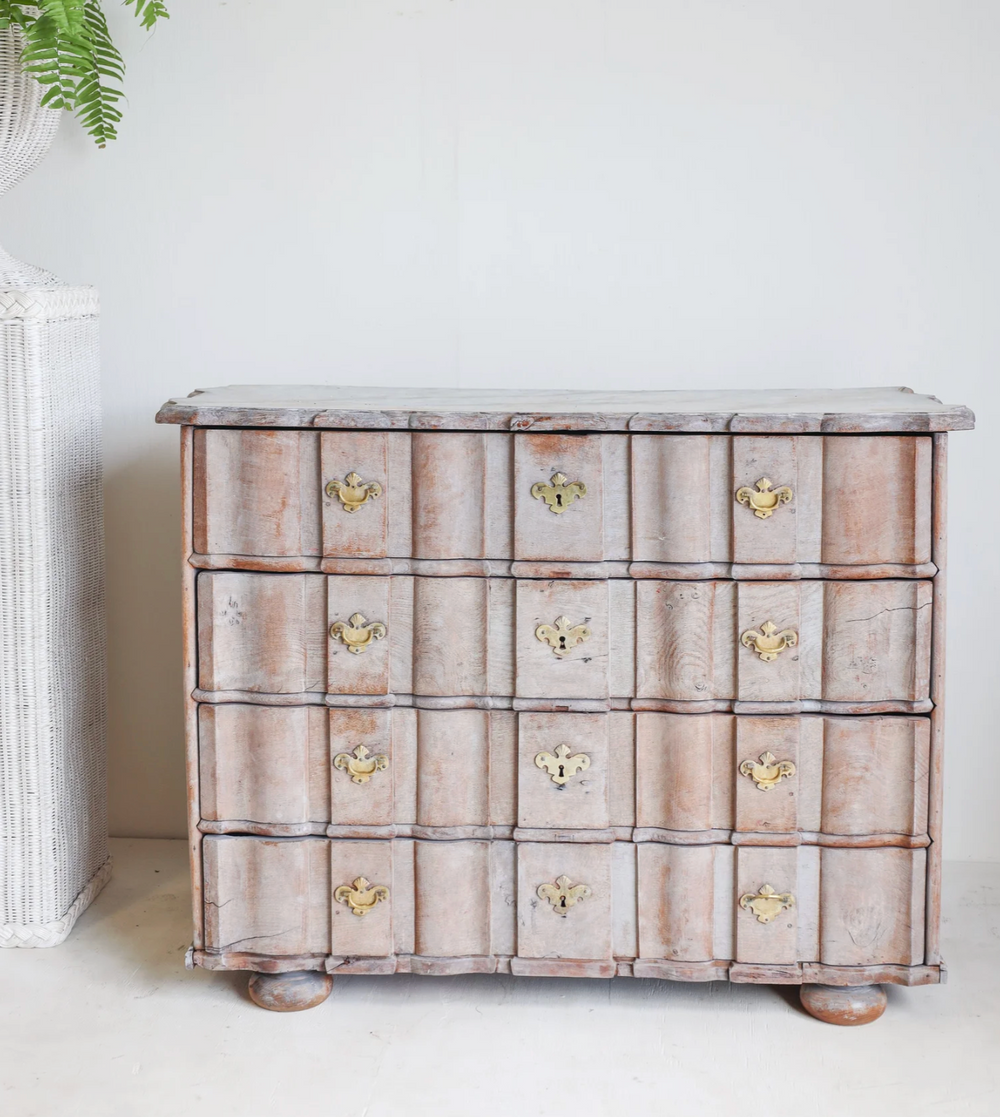 Antique Lennart Commode