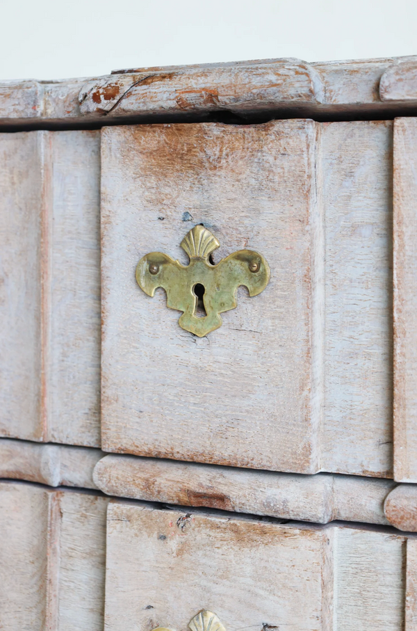 Antique Lennart Commode