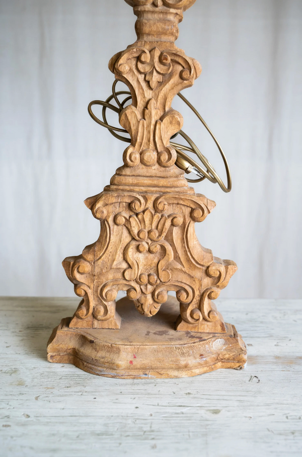 Antique Lucivino Lamp