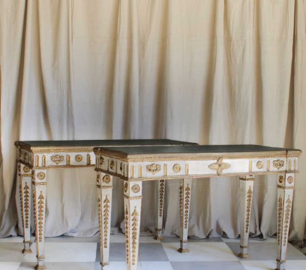 Luigi Italian Console