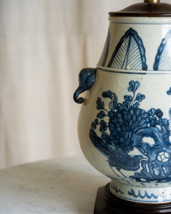 Ming Elephant Table Lamp