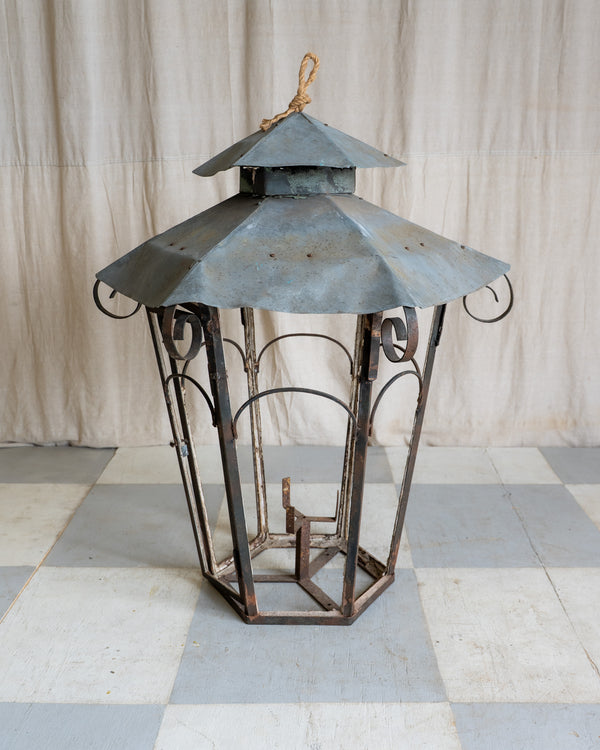 Montclair Grand Lantern