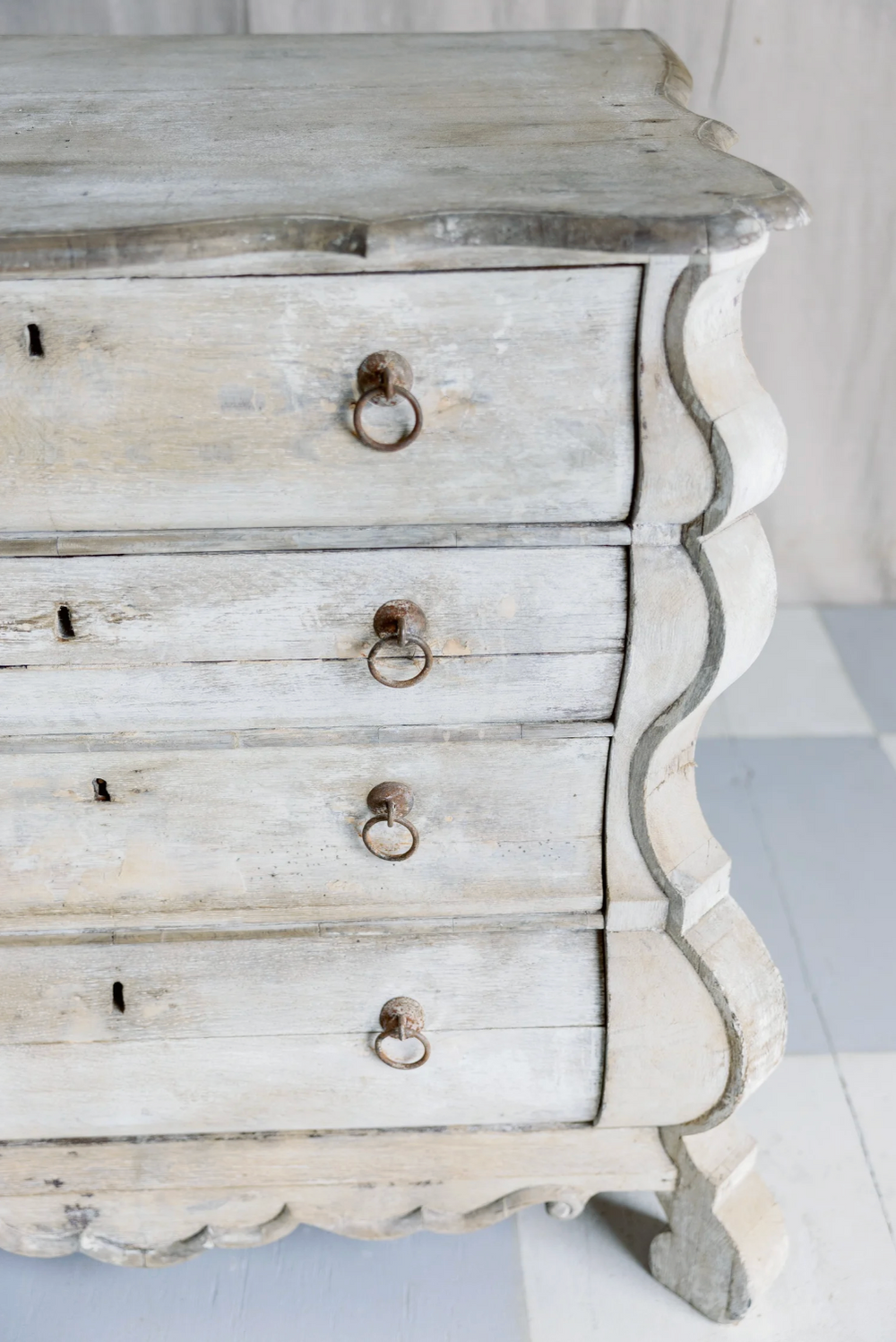 Antique Niccola Chest