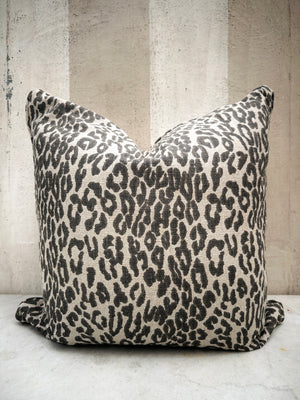 Makoa Leopard Pillow