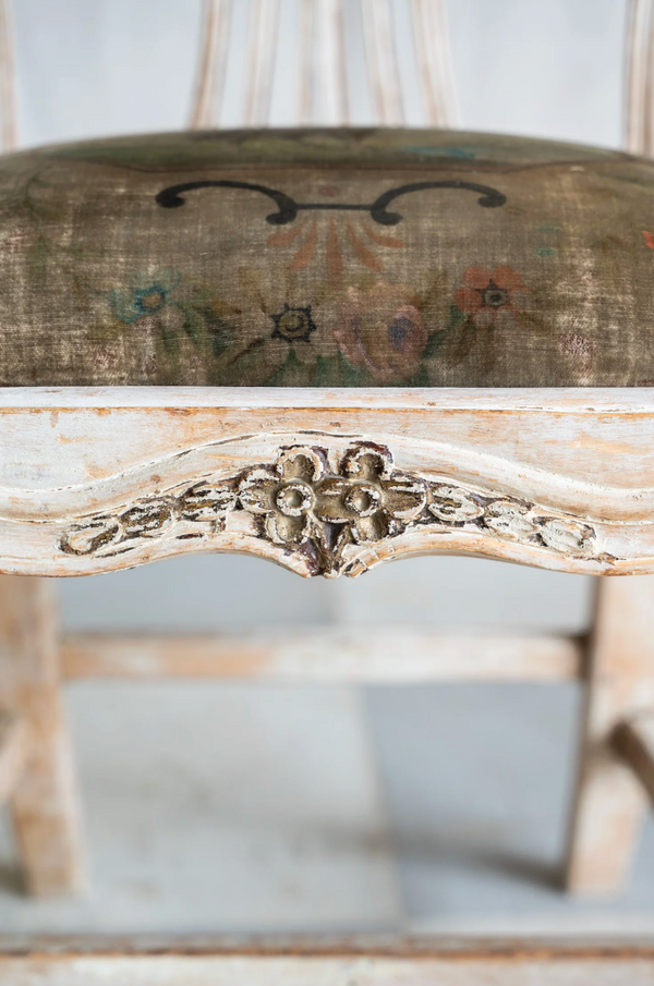 Antique Rosalva Chair